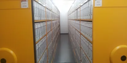Fotografía de los depósitos del Archivo Municipal de Bargas